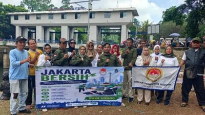 Barisan 8 Center Jakarta Timur Kolaborasi Wujudkan Jakarta Bersih 2026 di BKT Malaka