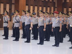 Kapolri Pimpin Kenaikan Pangkat 41.578 Personel Polri, Empat Pati Resmi Sandang Bintang Tiga