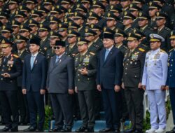 Panglima TNI Hadiri Upacara Prasetya Perwira (Praspa) TNI dan Polri Tahun 2026 di Istana Negara