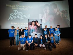 Final Trailer “Dan Bandung” Dirilis, Rudi Soedjarwo dan Pidi Baiq Siap Bikin Penonton Baper Lagi