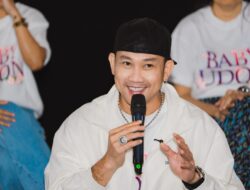 Denny Sumargo Rela Botak hingga Dalami Rekaman Hajime Demi Film Baby Udon