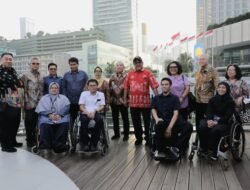 Lima Armada Transjakarta Cares Perluas Akses Mobilitas Penyandang Disabilitas