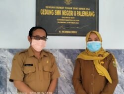 Jaga Kesehatan Siswa, SMKN 8 Palembang Terapkan Pembelajaran Dalam Ruangan Memakai Masker