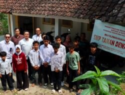PNM Mendampingi Nasabah, Perhatian Tidak Berhenti Pada Usahanya., PNM Bantu Wujudkan Mimpi Anak Nasabah Lewat Bantuan Pendidikan