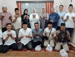 Wujud Solidaritas, Personel Bidhumas Polda Sumsel Melaksanakan Takziah di Rumah Duka Ayahanda Dianasari ,S.kom,Msi