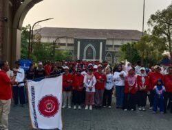 Milad ke-26 UMC Semakin Meriah, Civitas Akademika Kompak Ikuti Jalan Sehat