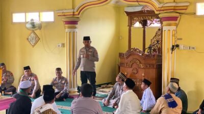 Polres Banyuasin Gelar Jumat Keliling, Perkuat Silaturahmi dan Pesan Kamtibmas Cegah Karhutla hingga Judi Online  Cegah